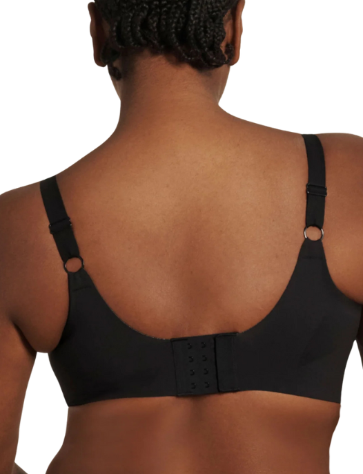 Evelyn Bobbie Beyond Bra