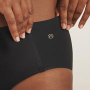 seamless briefs black