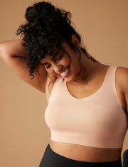 Evelyn Bobbie Defy Bra