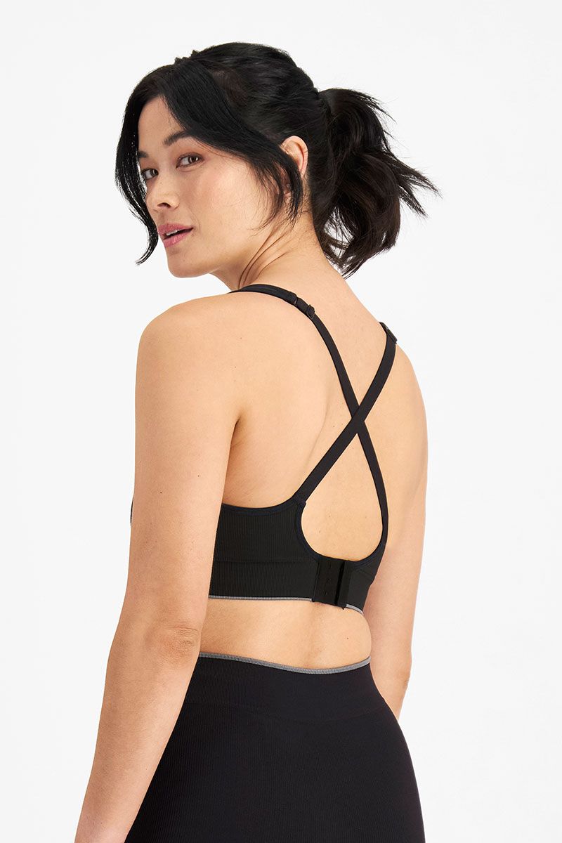 sports bra for teenager